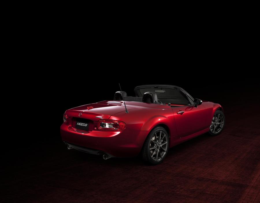  Mazda MX-5 Miata 25th Anniversary Edition 2014 года  (фото 13 из 35)